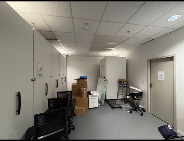 4,055M² OFFICE TO LET IN FORESHORE